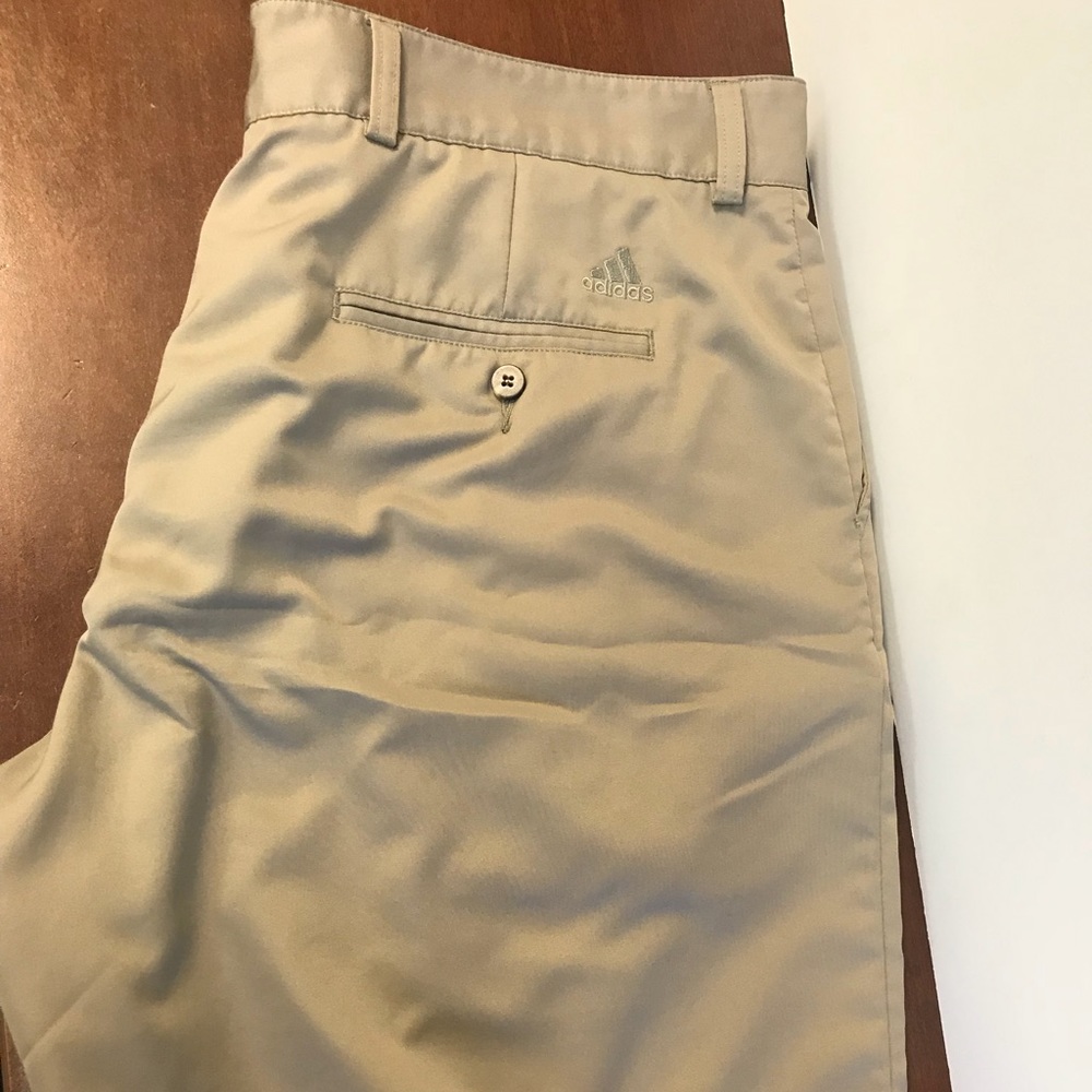 Men’s Adidas Khaki Golf Shorts. Size 38. - Picture 2 of 4